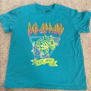 Buckle Teal Graphic Tee with Leopard Design